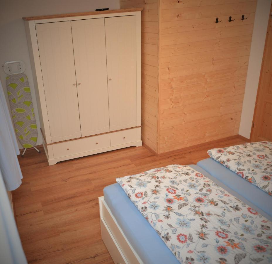 Ferienwohnung Traumschiff Erzingen Екстер'єр фото